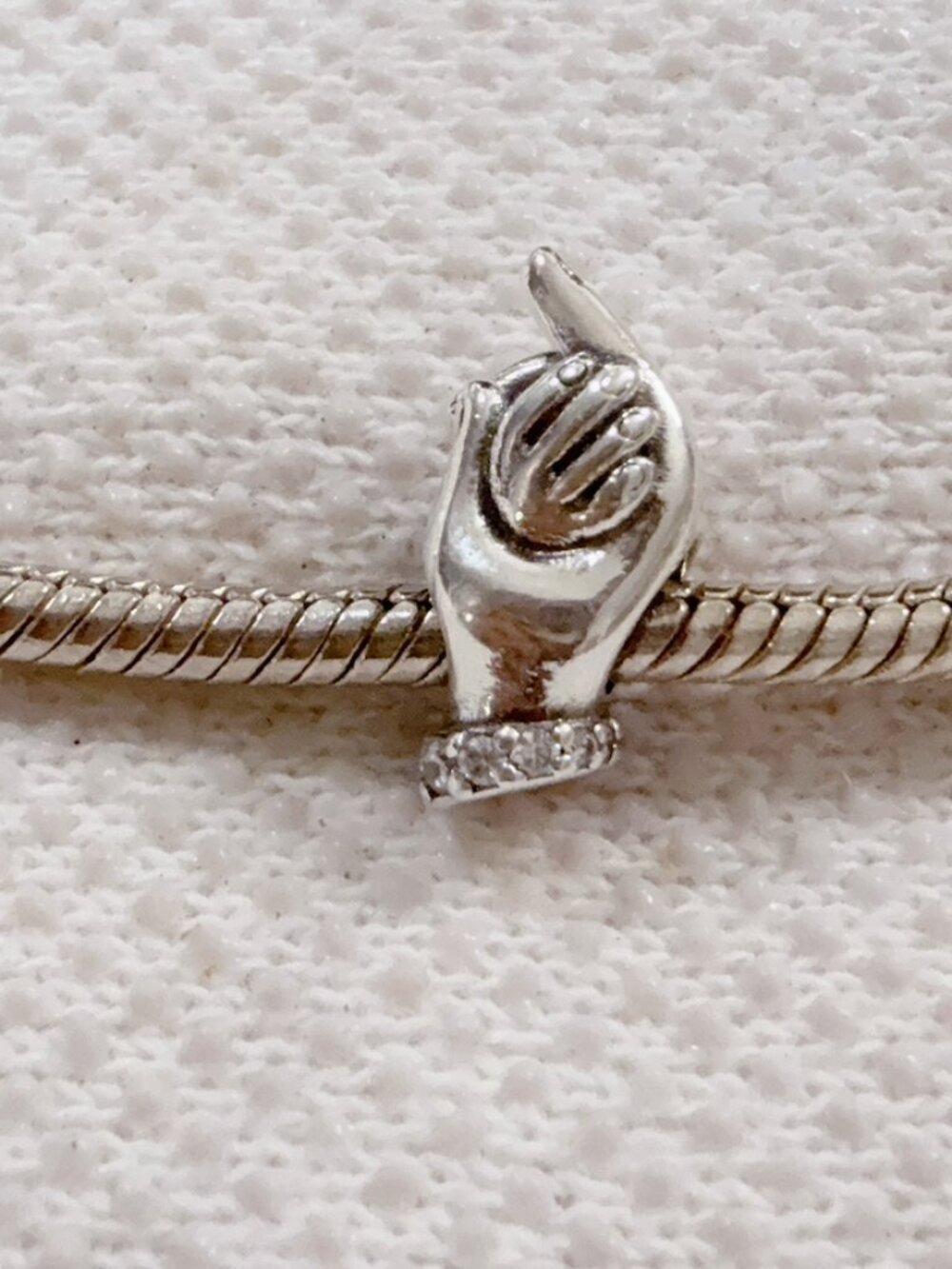 Hand Holding Mother Child Charm For Pandora Bracelet